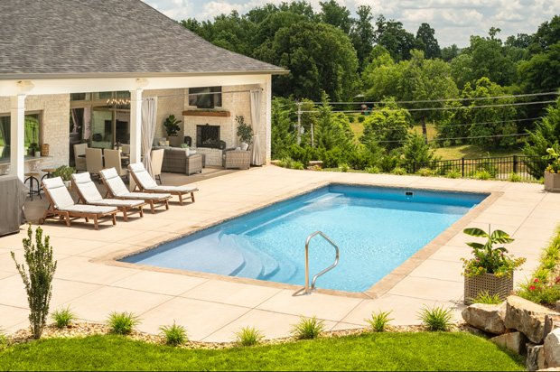Featured Pool – Johnson City Tennessee – Simply Elegant